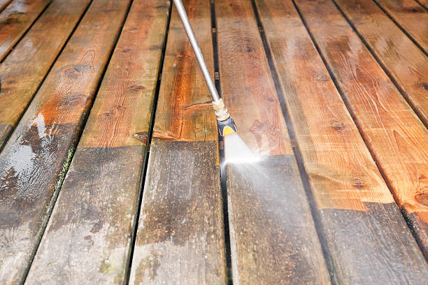 Why Choose Our Certified Pressure Washing Experts for Your Project Needs in Bacliff, TX?